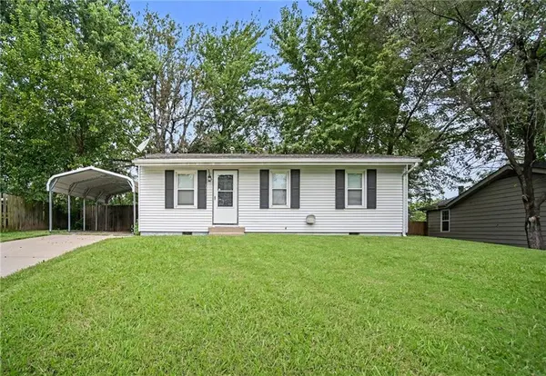 7318 NE 51ST ST, Kansas City, MO 64119