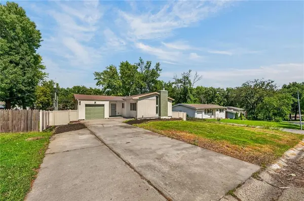12204 E 46th TER #S, Independence, MO 64055