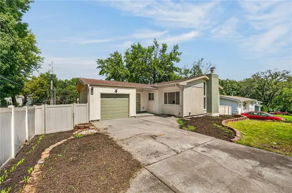 12204 E 46th TER #S, Independence, MO 64055