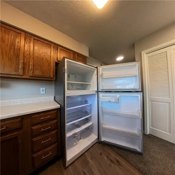 4022 10th AVE, Leavenworth, KS 66048
