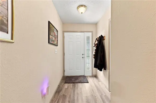 10654 E 46th ST, Kansas City, MO 64133