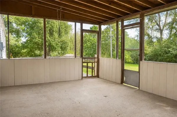 403 Catron AVE, Belton, MO 64012