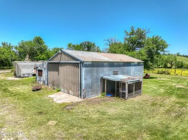 12001 69 HWY, Baxter Springs, KS 66713