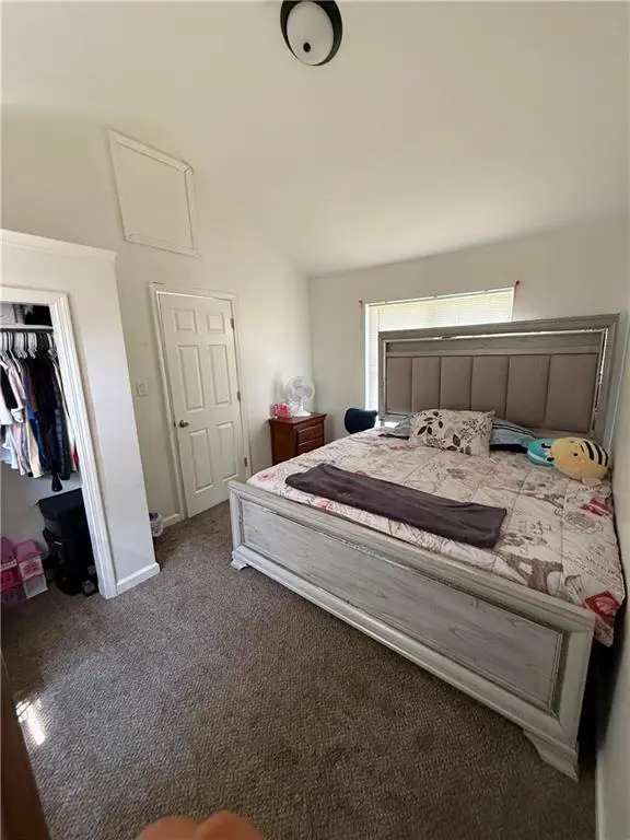 3032 Donnelly AVE, Kansas City, MO 64129