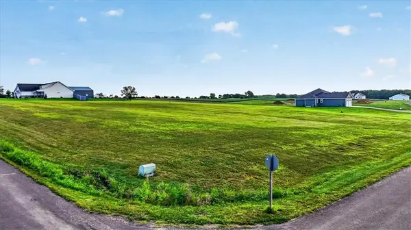 Lynn RD, Leavenworth, KS 66048