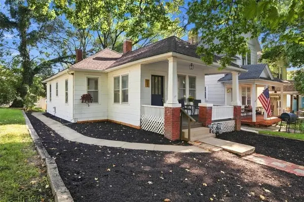 711 Miami ST, Leavenworth, KS 66048