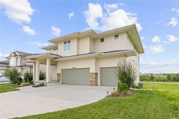 18228 Earnshaw ST, Overland Park, KS 66013