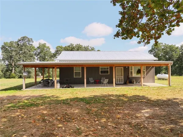 4015 E 1500 RD, Jerico Springs, MO 64756