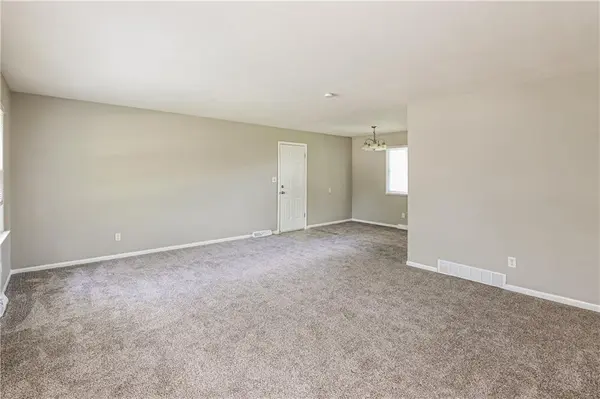 1502 Broadway ST, Independence, MO 64050