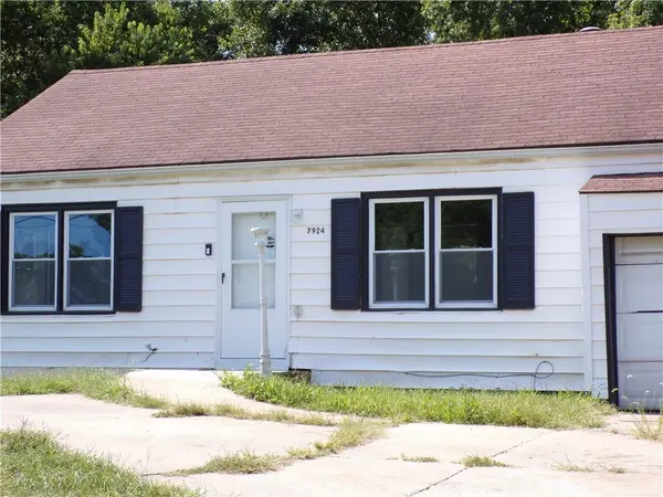 7924 Prospect AVE, Kansas City, MO 64132
