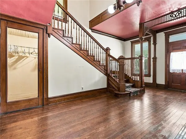 1521 Franklin AVE, Lexington, MO 64067