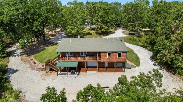 28060 Uncle Bob AVE, Clinton, MO 64735