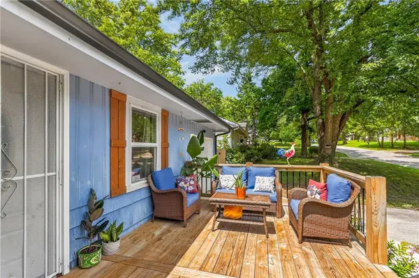 10200 Bellaire AVE, Kansas City, MO 64134