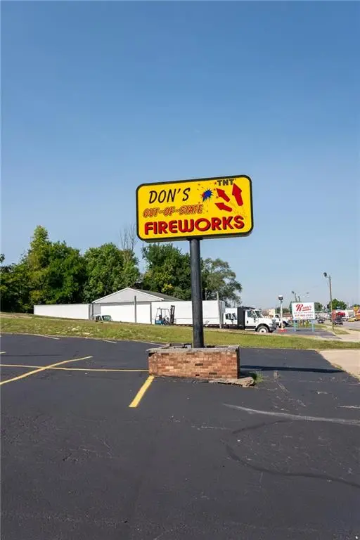 613 E State Road 44, Shelbyville, IN 46176