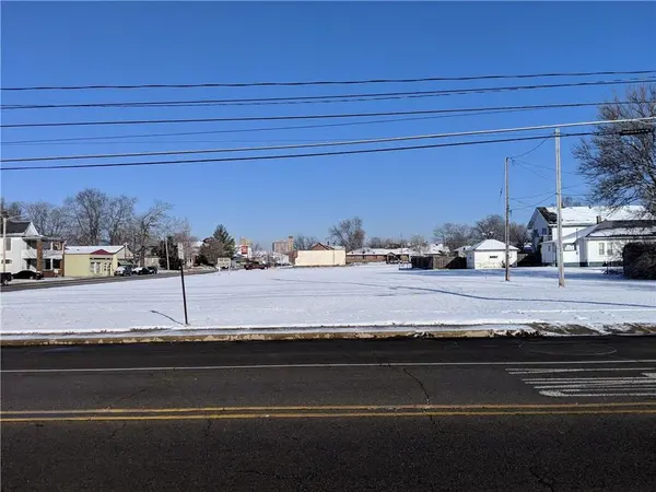 1742 Meridian ST, Anderson, IN 46016