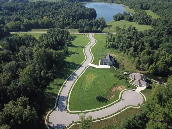 1997 Tipton Pointe CT, Columbus, IN 47201