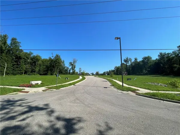 1832 Tipton Pointe CT, Columbus, IN 47201