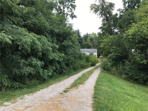 3124 W Smith Valley RD, Greenwood, IN 46142