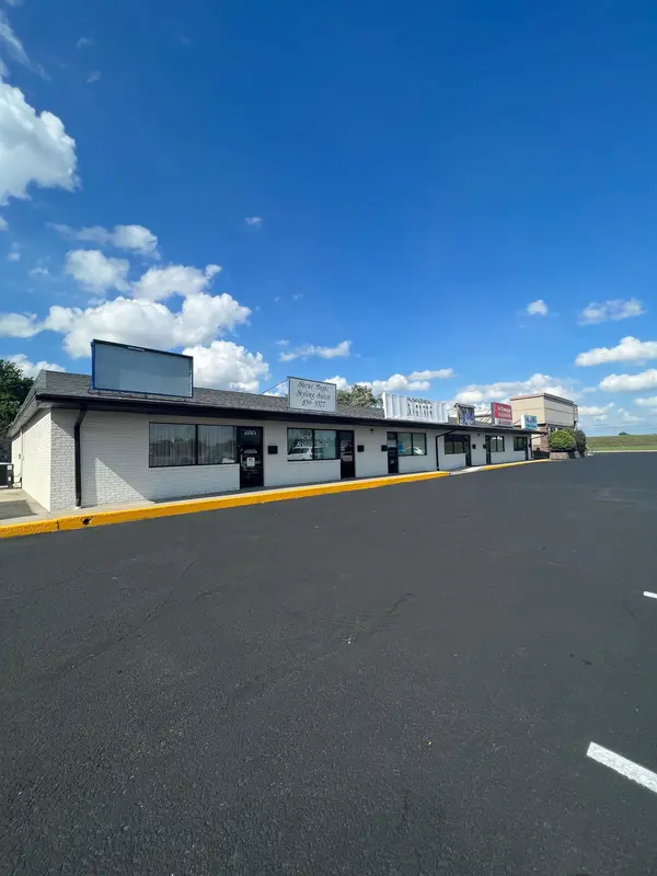 2028 Stafford RD, Plainfield, IN 46168