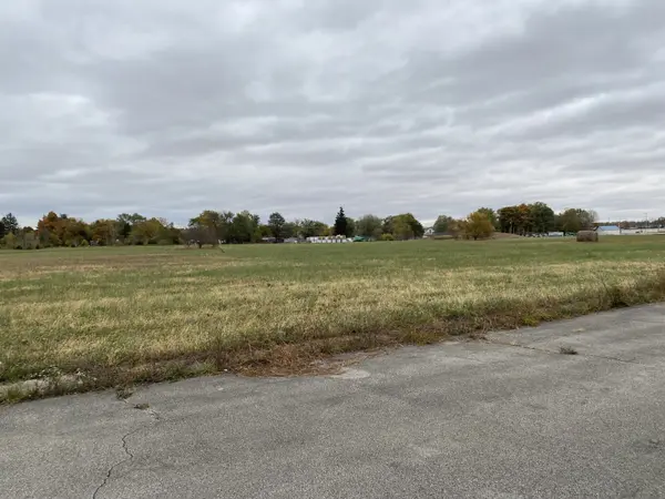 8900 Sater Street, Daleville, IN 47334