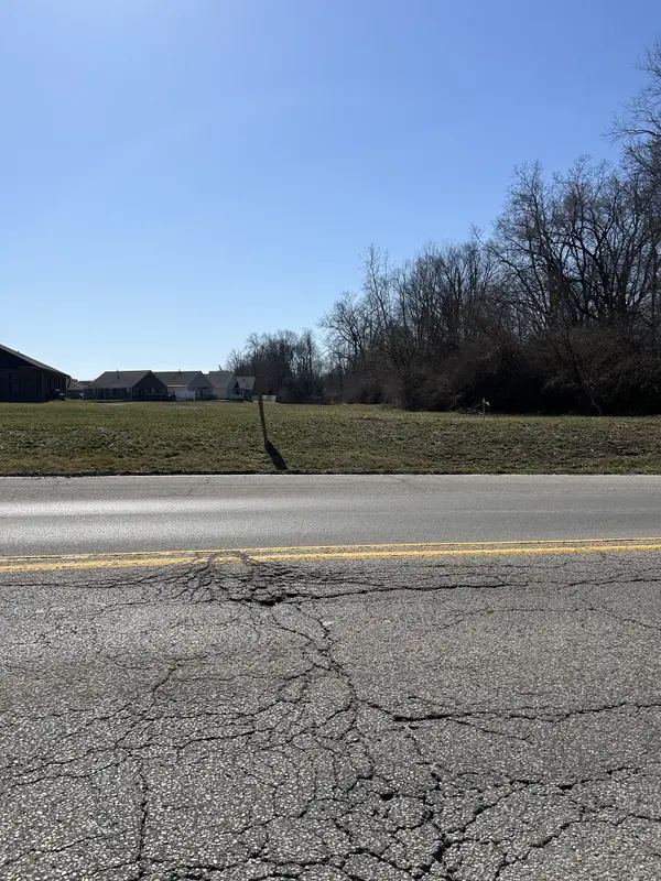 1260 Lincoln Park BLVD, Greenwood, IN 46142