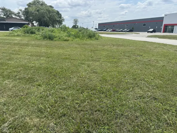 5520 Rock Hampton CT, Indianapolis, IN 46268
