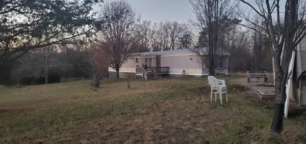 1514 E Skyline DR, Lexington, IN 47138