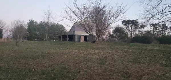 1514 E Skyline DR, Lexington, IN 47138