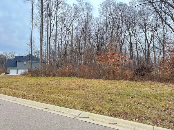 5179 Oak Ridge TRL, Columbus, IN 47201
