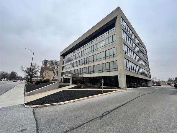 3737 N Meridian ST #206, Indianapolis, IN 46208