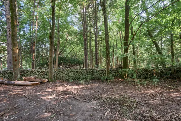 75 W 72nd ST, Indianapolis, IN 46260
