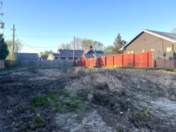 4412 E 10th ST, Indianapolis, IN 46201