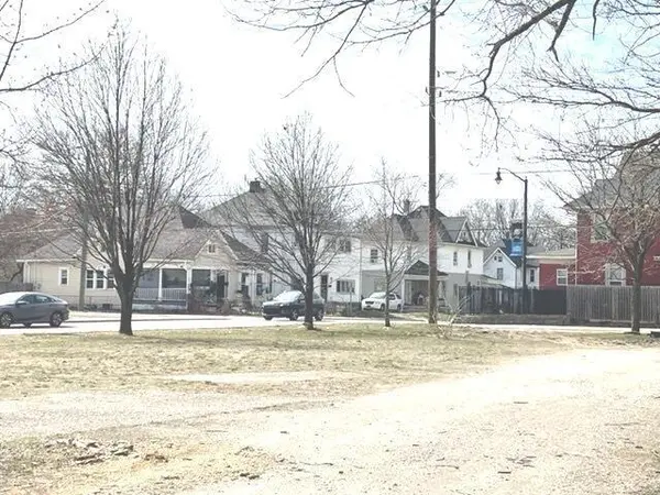2902 N Capitol AVE, Indianapolis, IN 46208