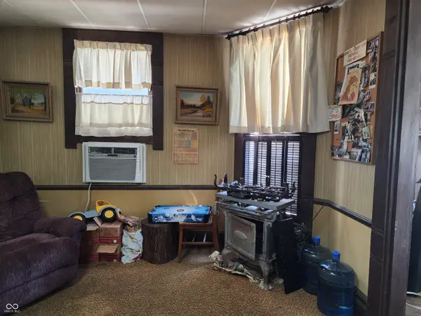 80 N Jackson ST, Franklin, IN 46131