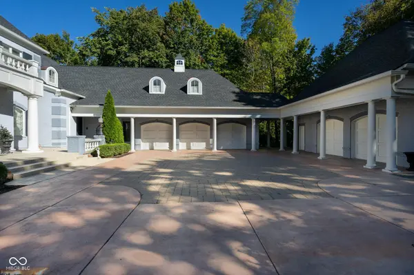 8358 Hidden Point DR, Indianapolis, IN 46256