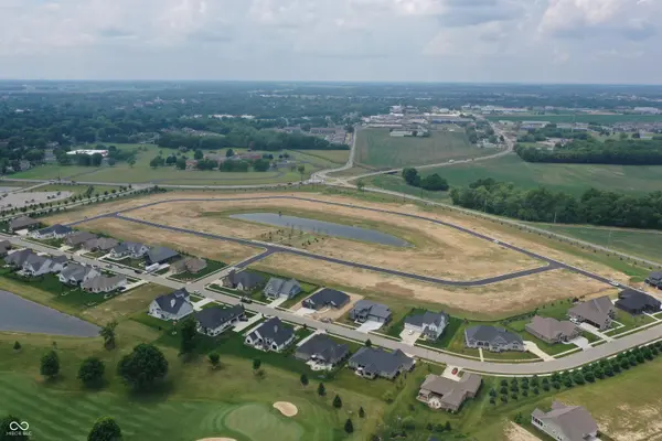 1630 Mill Pond LN, Franklin, IN 46131