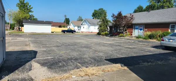1209 E Morgan ST, Martinsville, IN 46151