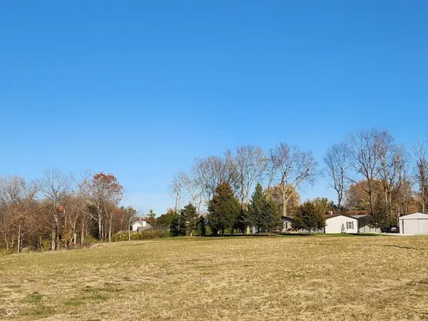 529 N Us Highway 31, Whiteland, IN 46184