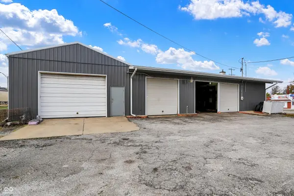 359 N Jackson ST, Frankfort, IN 46041