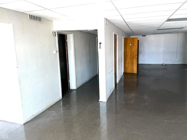 7017 Pendleton Pike, Indianapolis, IN 46226