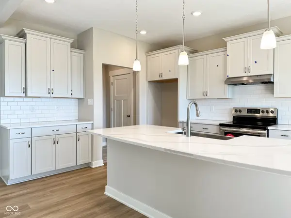 1684 Linden LN, Greenfield, IN 46140