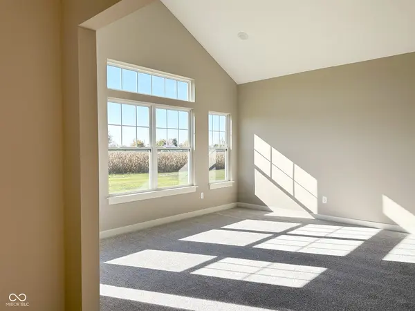 1684 Linden LN, Greenfield, IN 46140
