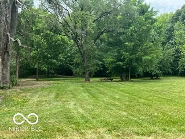 1000 N State Road 135, Greenwood, IN 46142