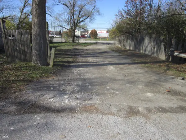 3815 N Shadeland AVE, Indianapolis, IN 46226