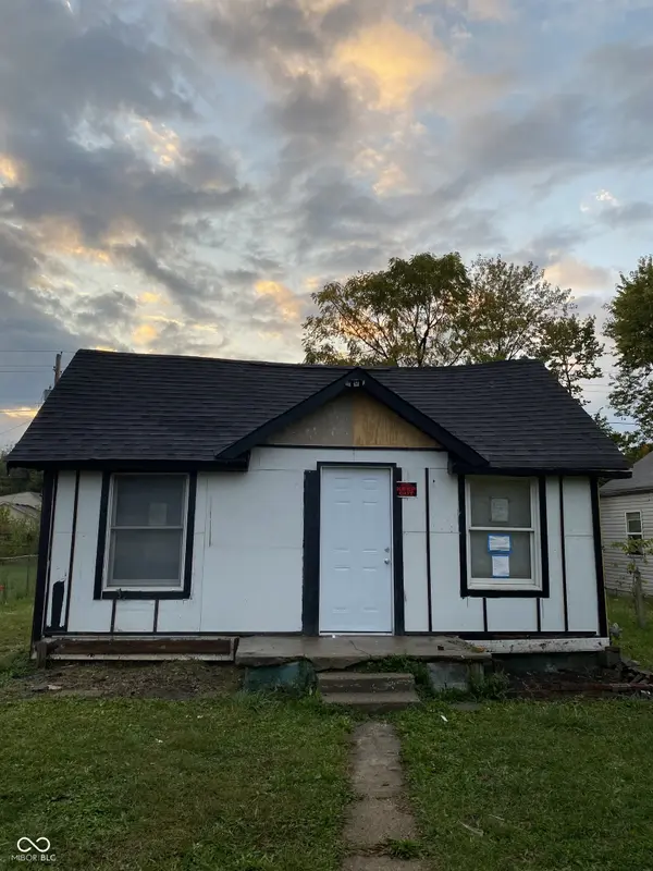 2722 Collier ST, Indianapolis, IN 46241