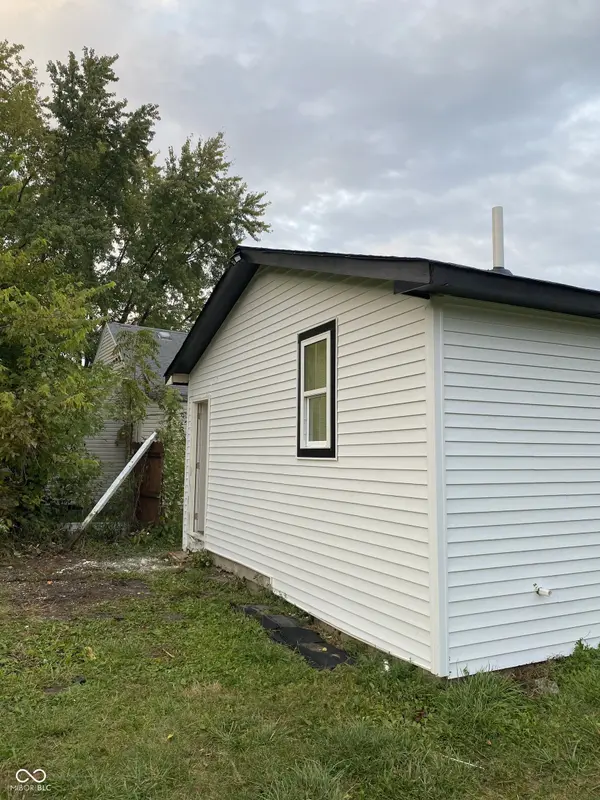 2722 Collier ST, Indianapolis, IN 46241