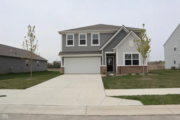 2704 Grassy Branch DR, Whitestown, IN 46075