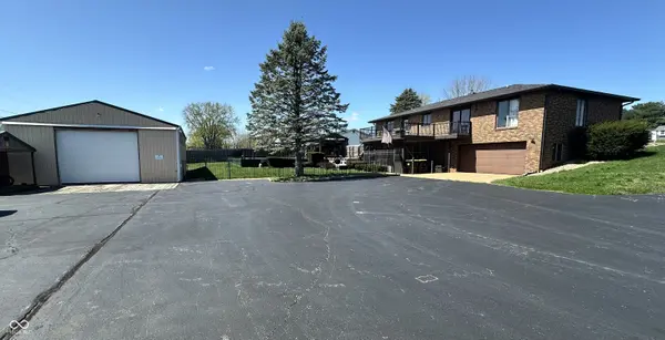 45 Flatwoods RD, Spencer, IN 47460