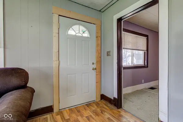 215 N Lincoln ST, Galveston, IN 46932