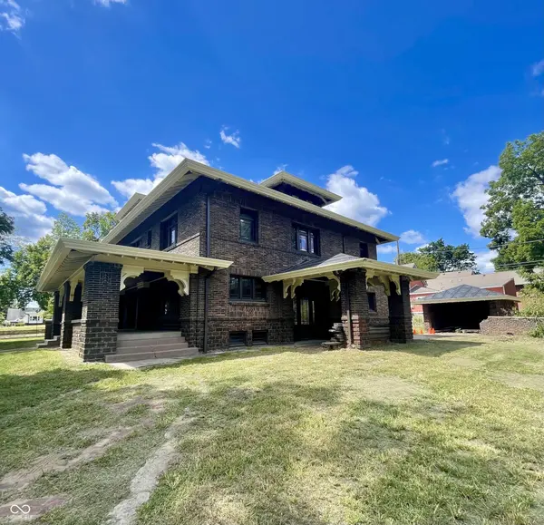 110 E Harrison ST, Martinsville, IN 46151